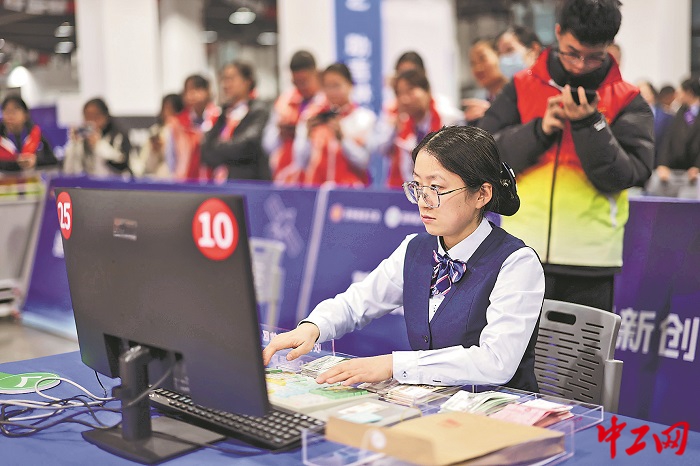 3235703_tpzz_1764051957402_b