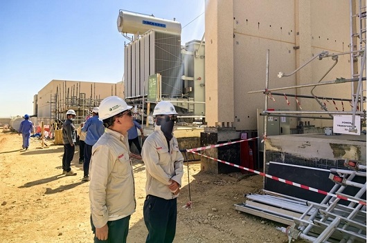 节日我在岗｜海外过节送祝福