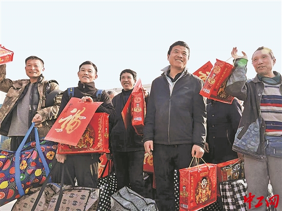 3323832_tpzz_1770625138579_b