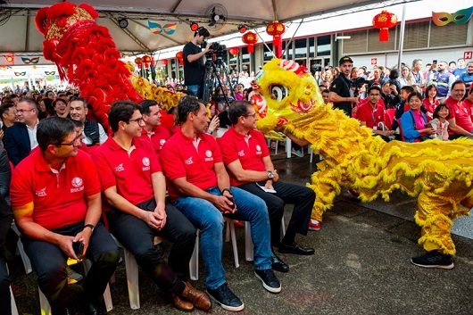 节日我在岗｜海外过节送祝福